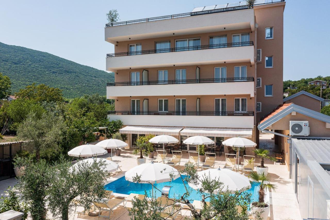 Villa La Vida Budva Eksteriør billede